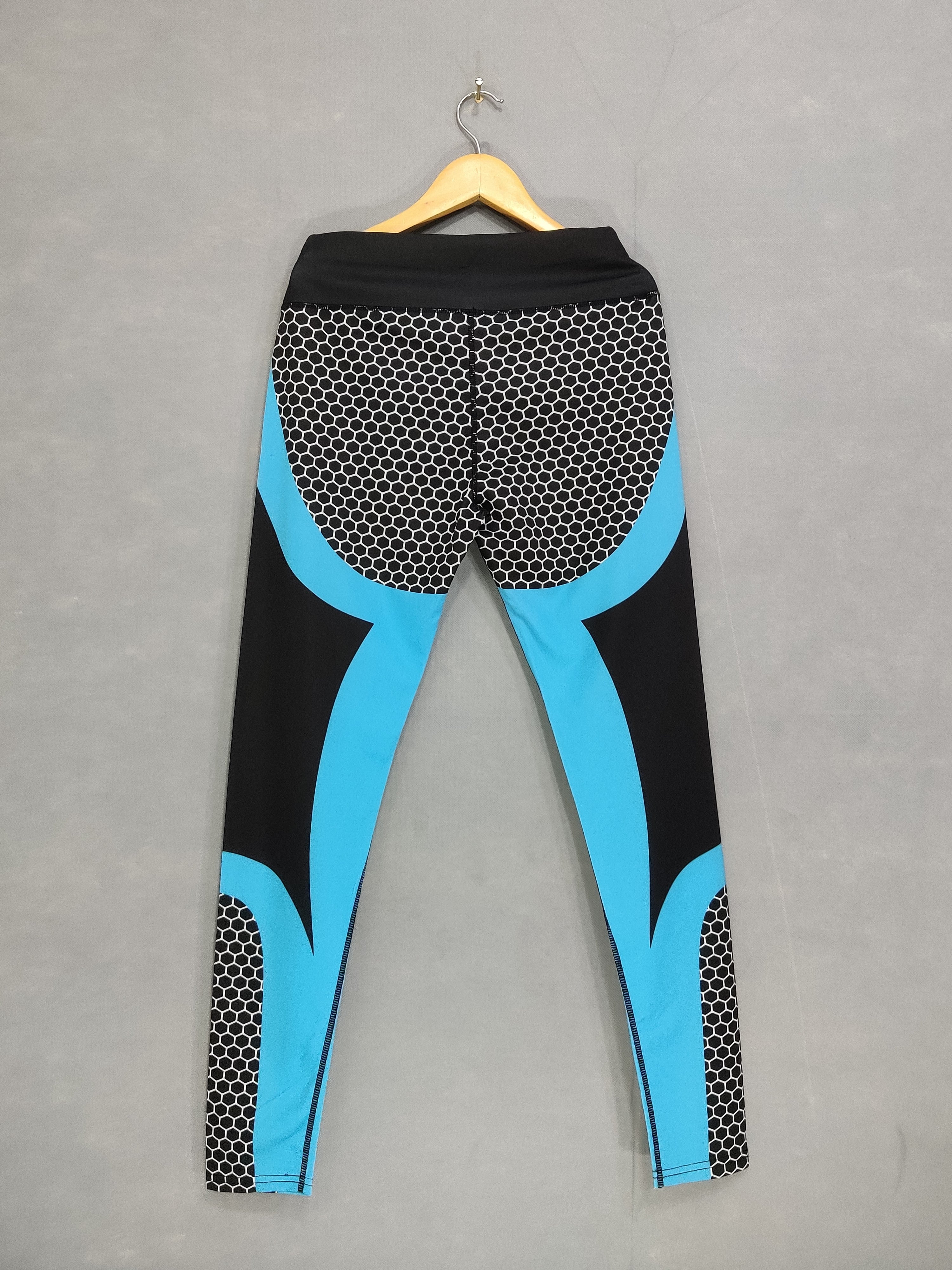Preloved Labels Branded Original Sports Stretch Gym tights For Women