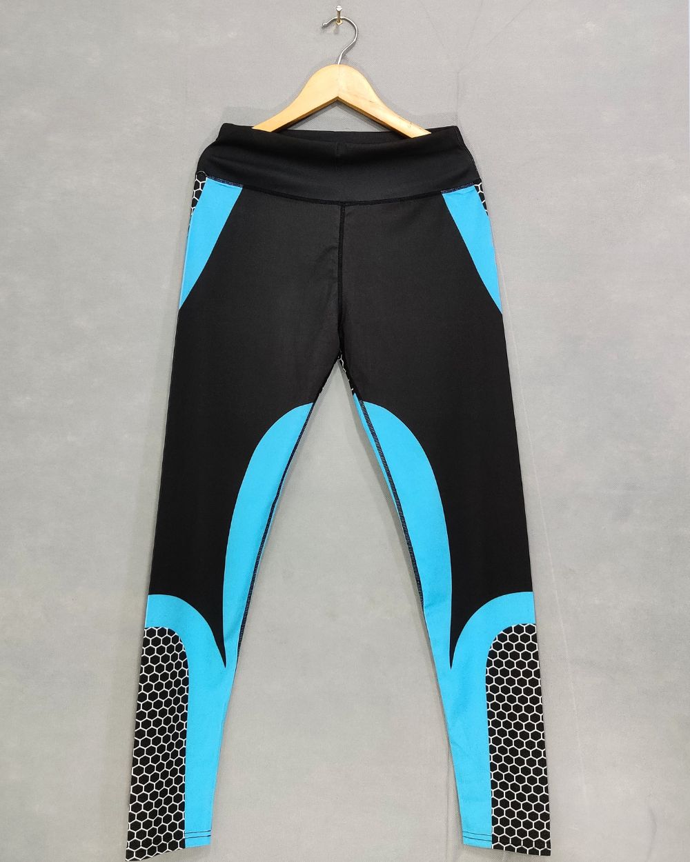Preloved Labels Branded Original Sports Stretch Gym tights For Women