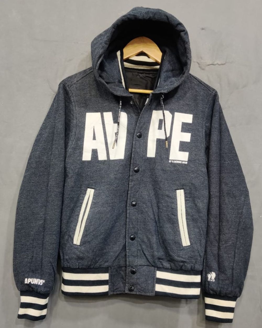 Aape Branded Original Puffer Jacket For Men – Preloved Labels