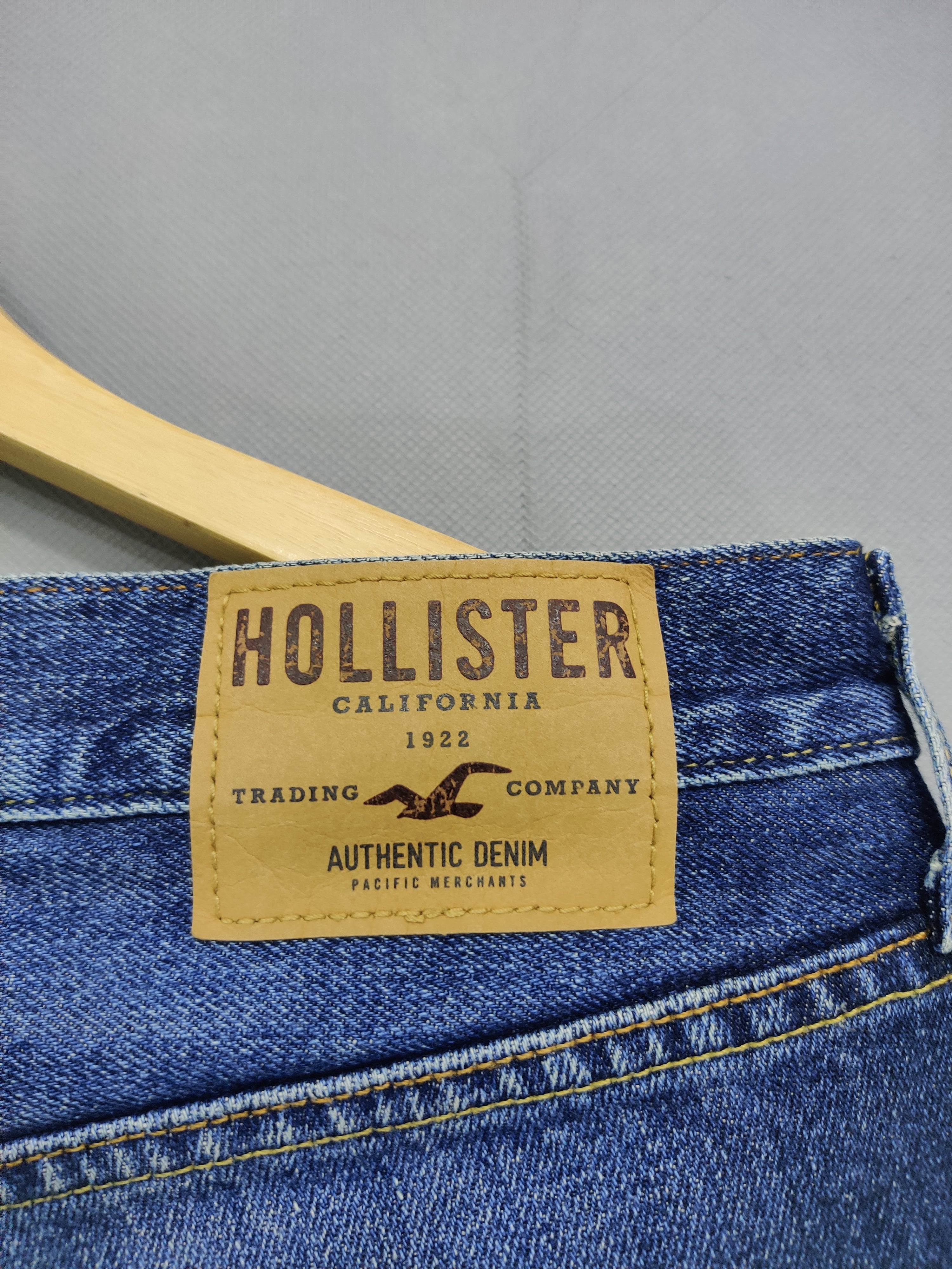 Hollister Branded Original Denim Jeans For Men
