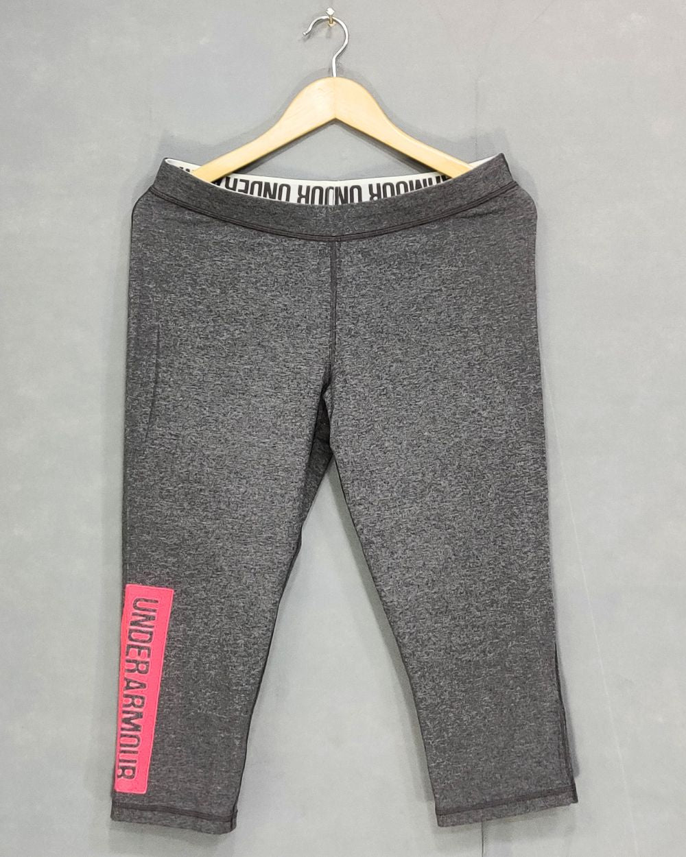 Under Armour Branded Original Sports Stretch Gym tights For Women