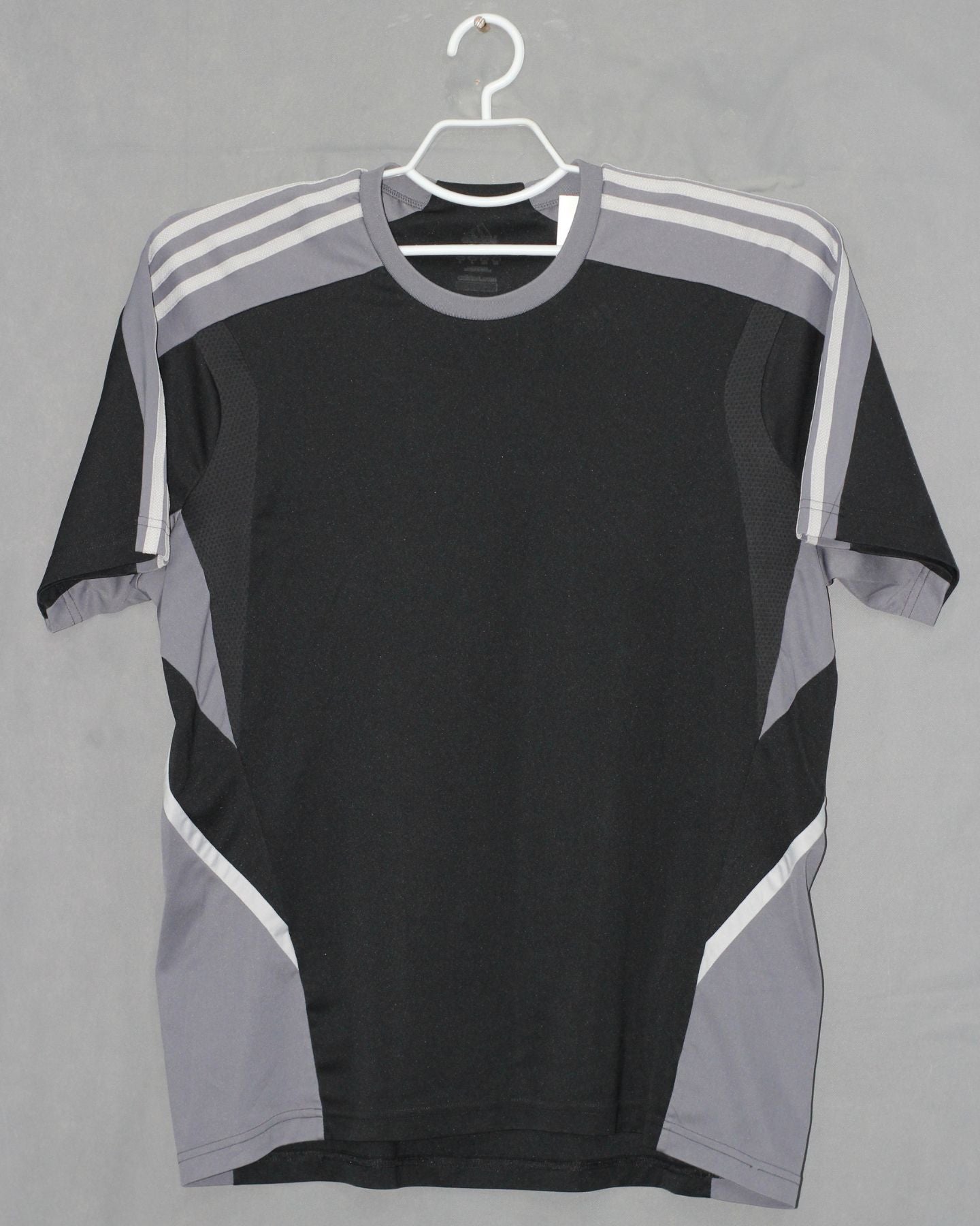 Adidas Branded Original For Sports Round Neck Men T Shirt